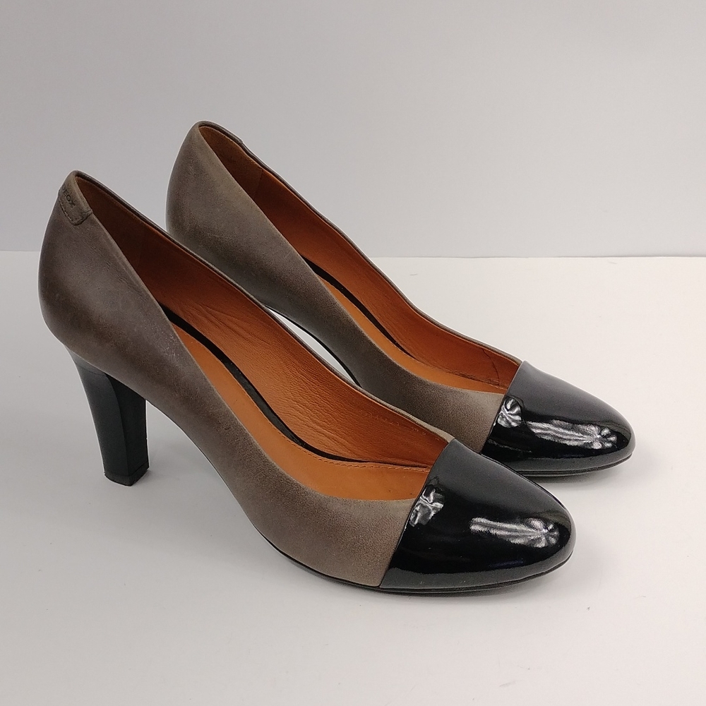Geox Respira Leather Pumps
